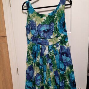 Emily and Fin Isobel dress in blue and green floral, size medium
